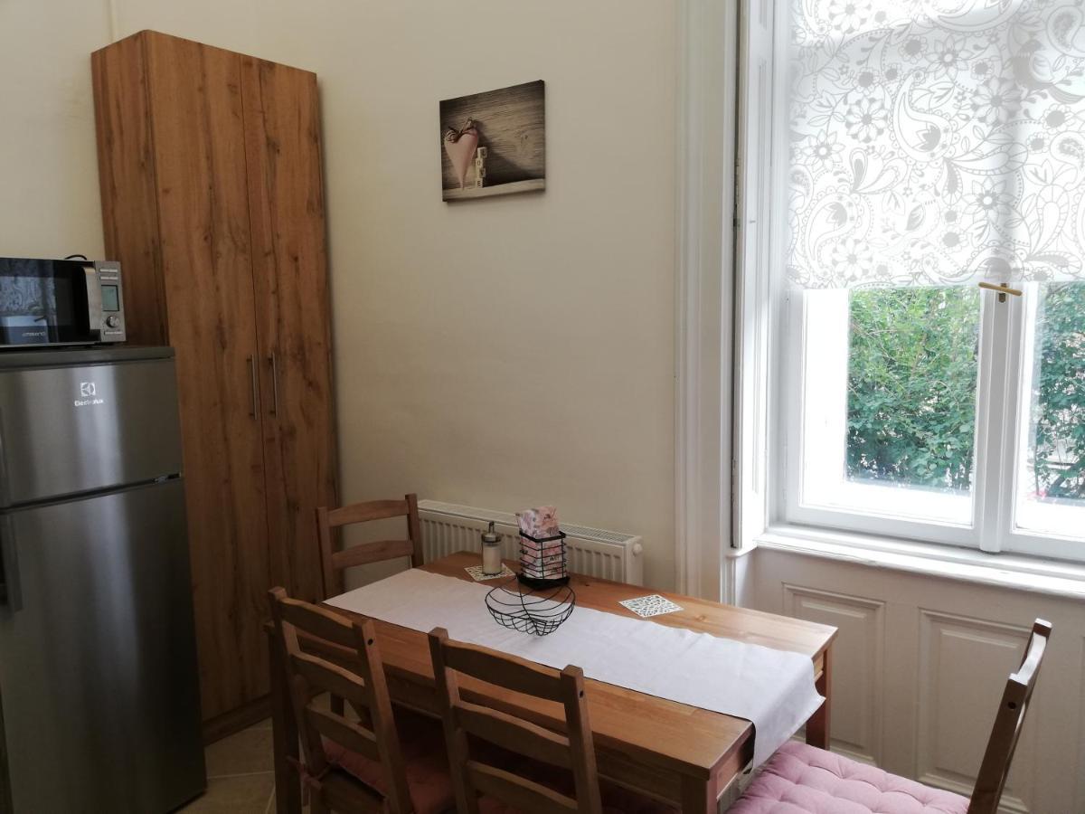 Gold 2 Apartman شوبرون المظهر الخارجي الصورة